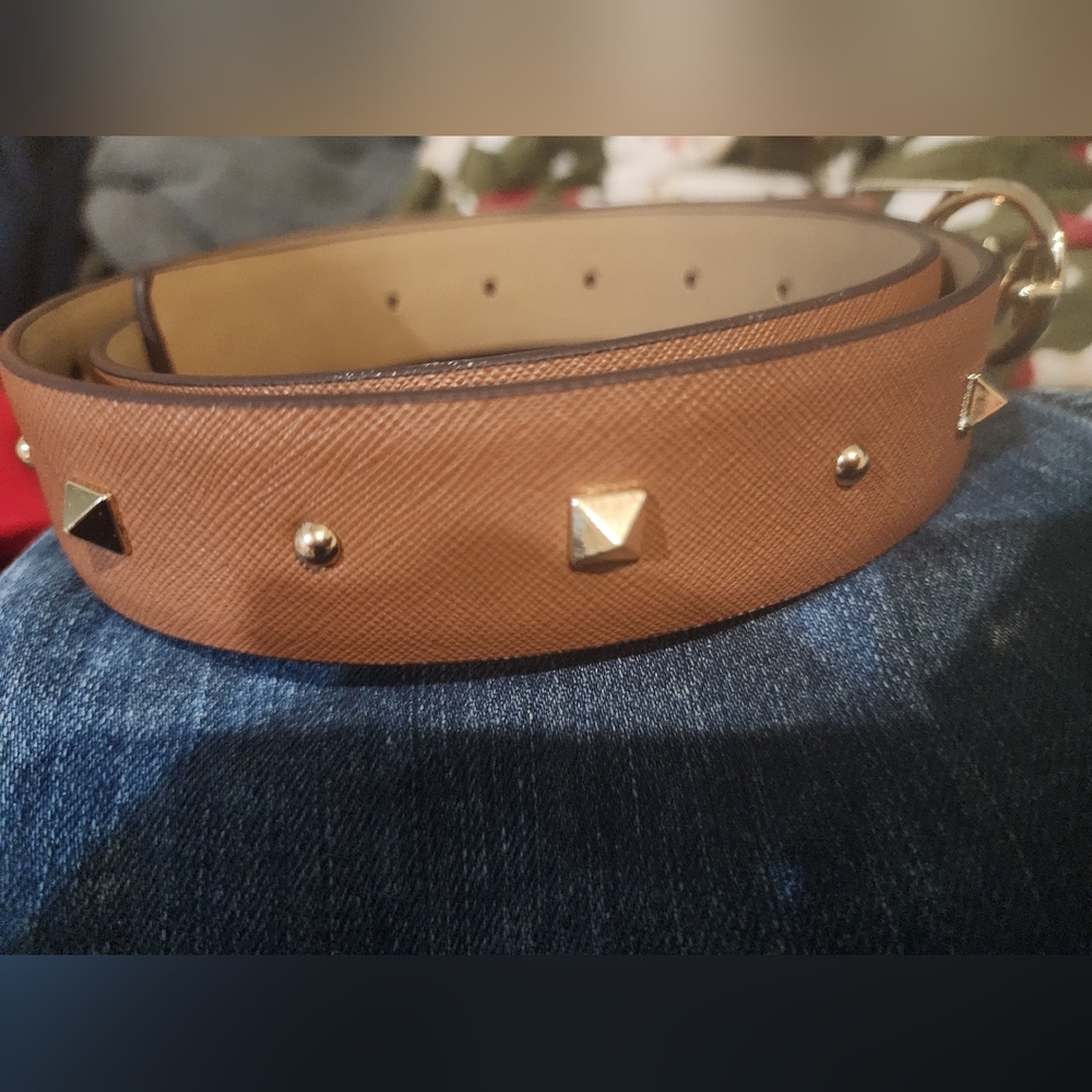 Michael Kors Brown Belt with Gold Buckle - Picture 2 of 8